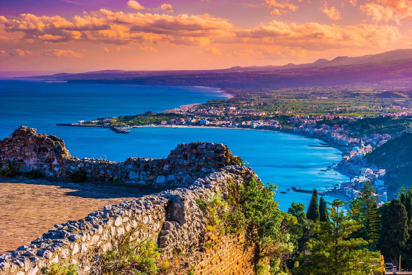 Suitehome Taormina Giardini Naxos Exterior foto